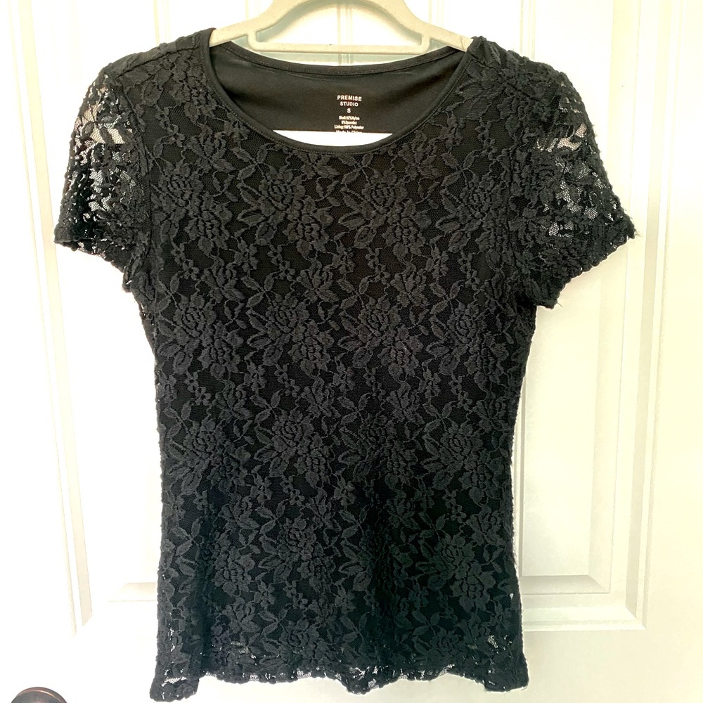 Premise Studio Small Black Lace Short Sleeve Top